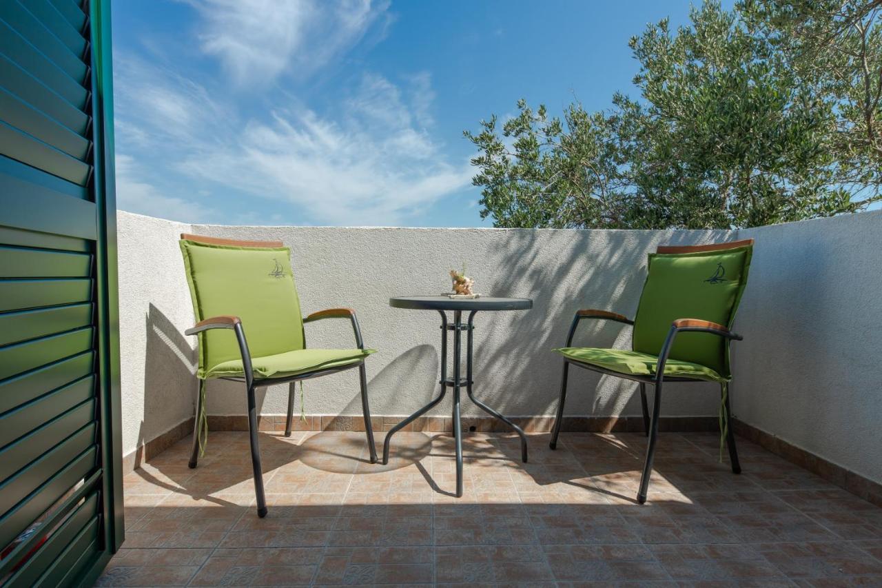 Apartments Danica Trogir Bagian luar foto