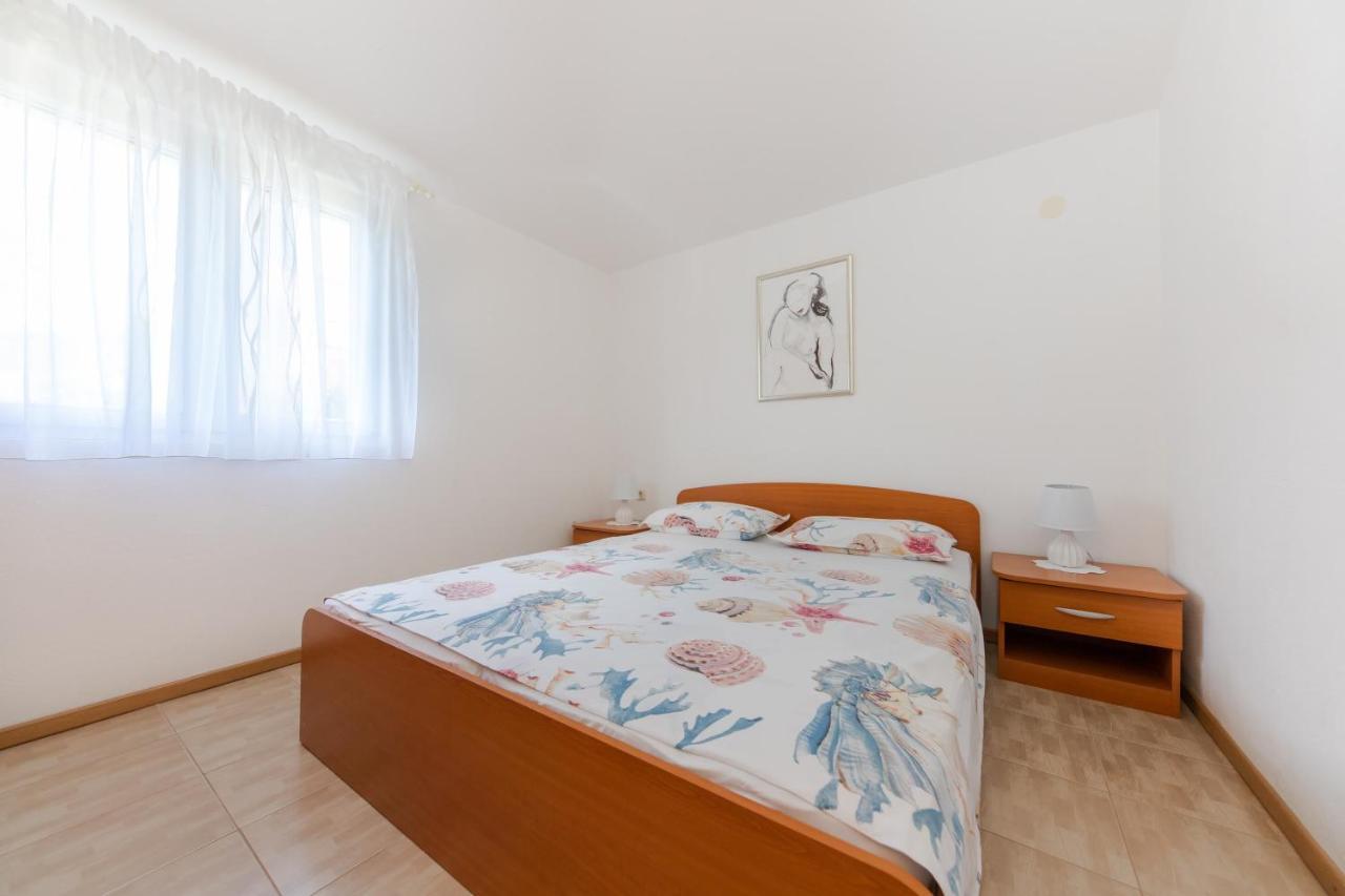 Apartments Danica Trogir Bagian luar foto