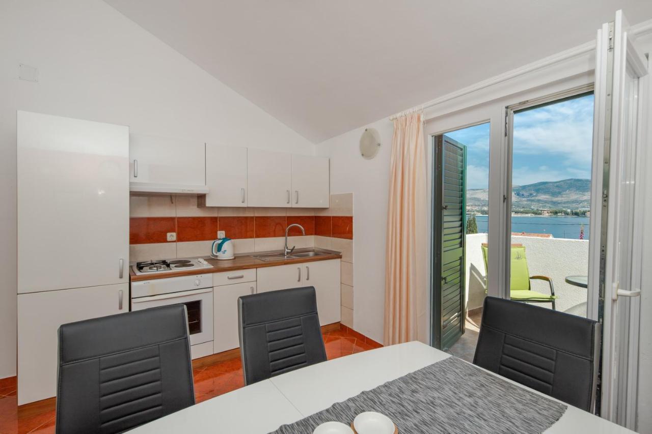 Apartments Danica Trogir Bagian luar foto