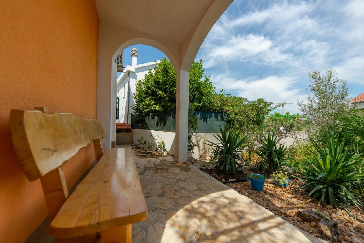 Apartments Danica Trogir Bagian luar foto
