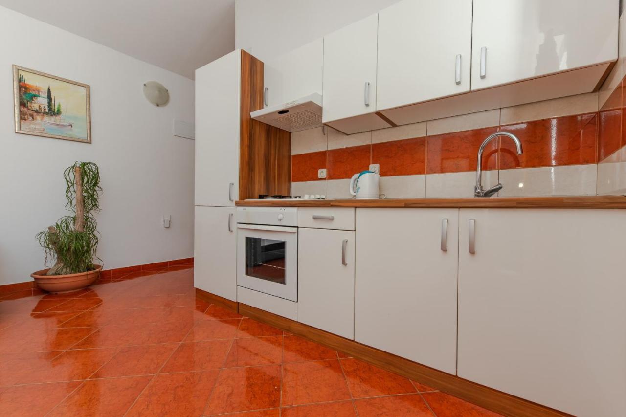Apartments Danica Trogir Bagian luar foto