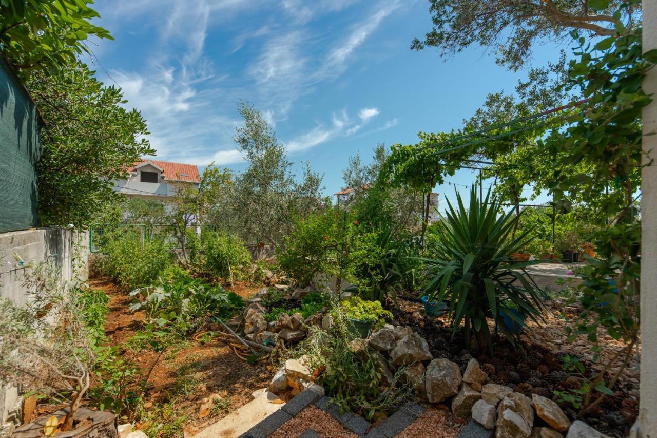 Apartments Danica Trogir Bagian luar foto